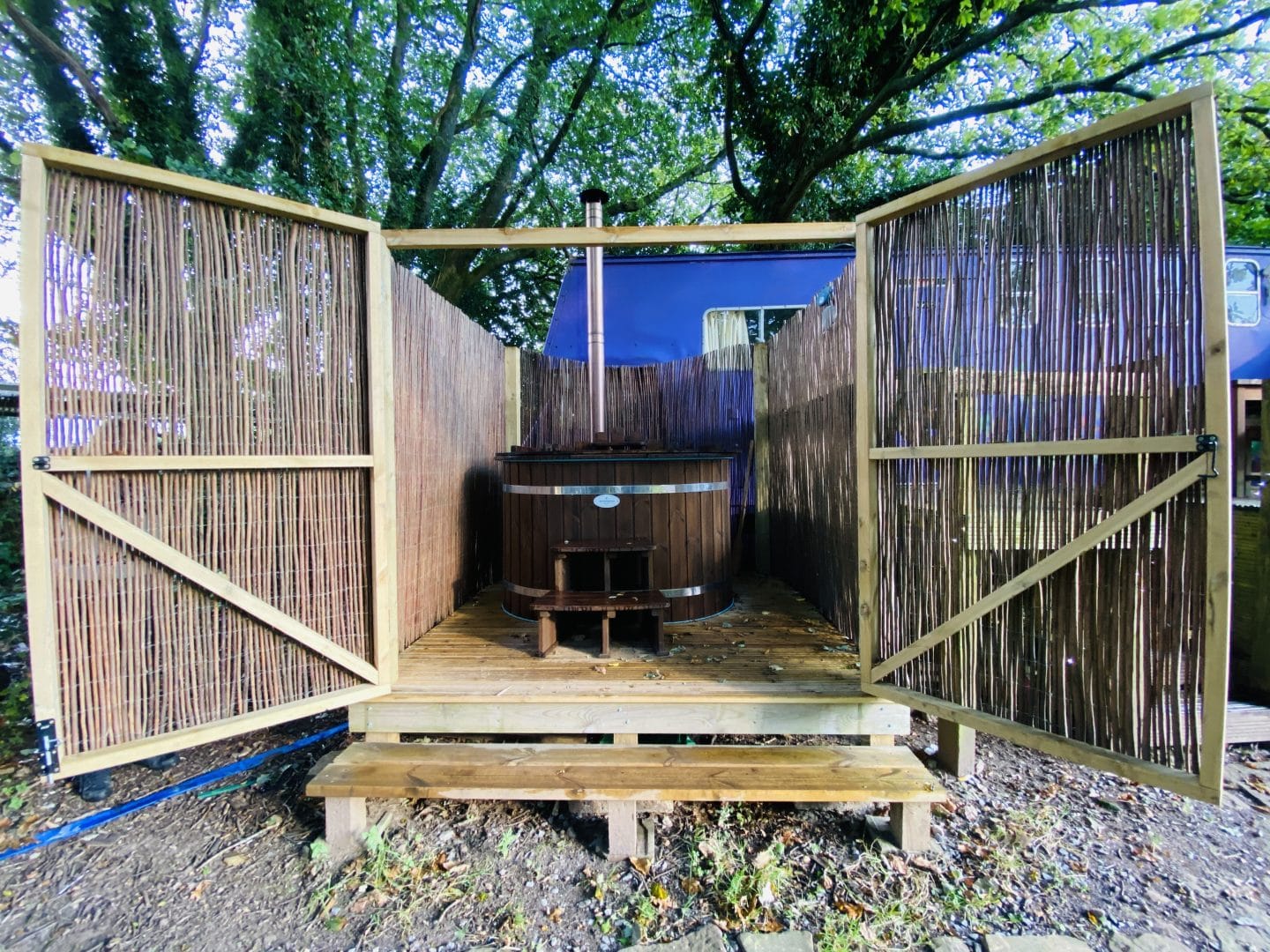 Camp Hillcrest Horsebox Hot Tub